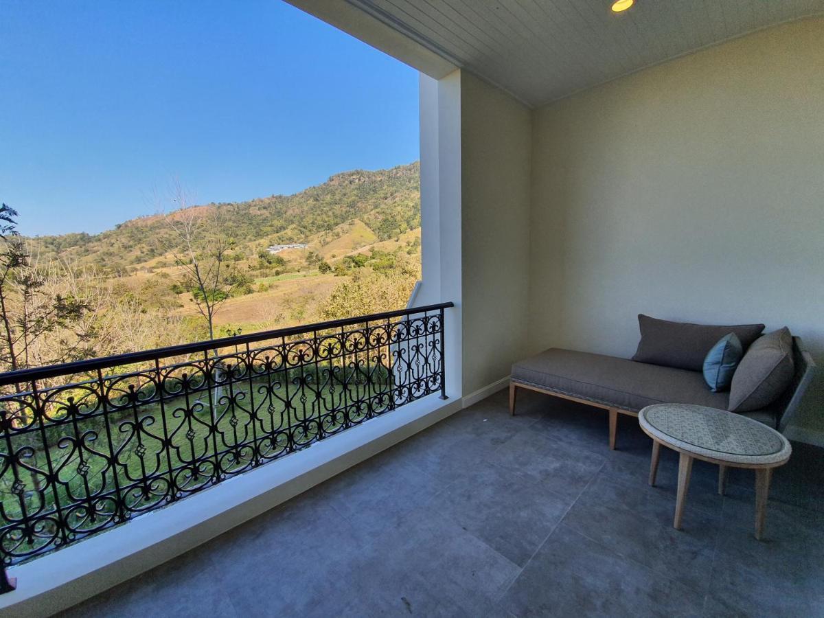 The Castell Condo By Nutthiwan Room 912 And 921 Khao Kho Exterior foto